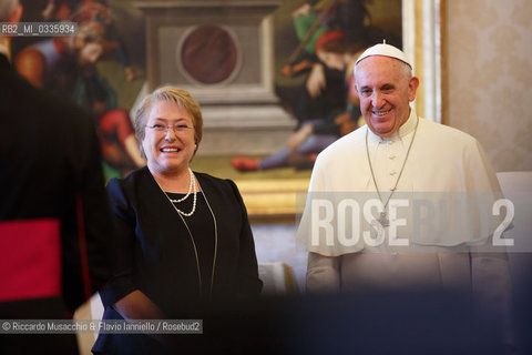 Città del Vaticano, Biblioteca 05 06 2015.Udienza del Santo Padre Francesco al Presidente del Cile, S.E. la Sig.ra Verónica Michelle Bachelet Jeria.. ©Riccardo Musacchio & Flavio Ianniello/Rosebud2