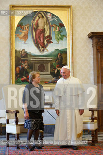 Città del Vaticano, Biblioteca 05 06 2015.Udienza del Santo Padre Francesco al Presidente del Cile, S.E. la Sig.ra Verónica Michelle Bachelet Jeria.. ©Riccardo Musacchio & Flavio Ianniello/Rosebud2