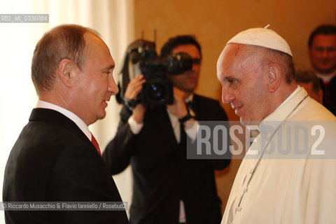 Città del Vaticano 10/06/2015.Papa Francesco incontra il Presidente della Federazione Russa Vladimir Putin.Pope Francis meets with the President of the Russian Federation Vladimir Putin. ©Riccardo Musacchio & Flavio Ianniello/Rosebud2