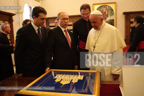 Città del Vaticano 10/06/2015.Papa Francesco incontra il Presidente della Federazione Russa Vladimir Putin.Pope Francis meets with the President of the Russian Federation Vladimir Putin. ©Riccardo Musacchio & Flavio Ianniello/Rosebud2