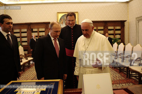 Città del Vaticano 10/06/2015.Papa Francesco incontra il Presidente della Federazione Russa Vladimir Putin.Pope Francis meets with the President of the Russian Federation Vladimir Putin. ©Riccardo Musacchio & Flavio Ianniello/Rosebud2