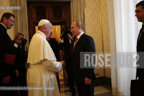 Città del Vaticano 10/06/2015.Papa Francesco incontra il Presidente della Federazione Russa Vladimir Putin.Pope Francis meets with the President of the Russian Federation Vladimir Putin. ©Riccardo Musacchio & Flavio Ianniello/Rosebud2