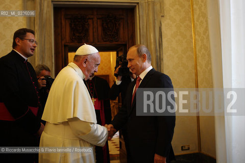 Città del Vaticano 10/06/2015.Papa Francesco incontra il Presidente della Federazione Russa Vladimir Putin.Pope Francis meets with the President of the Russian Federation Vladimir Putin. ©Riccardo Musacchio & Flavio Ianniello/Rosebud2