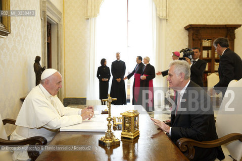 Città del Vaticano, Palazzo Apostolico 11 09 2015. Papa Francesco riceve in Udienza Privata il Presidente della Repubblica di Serbia Tomislav Nikolić.  ©Riccardo Musacchio & Flavio Ianniello/Rosebud2