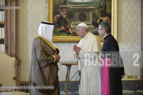 Citta del Vaticano 10 09 2015.Papa Francesco riceveil primo ministro del Kuwait, lo sceicco Jaber Mubarak Al-Hamad Al-Sabah. ©Riccardo Musacchio & Flavio Ianniello/Rosebud2