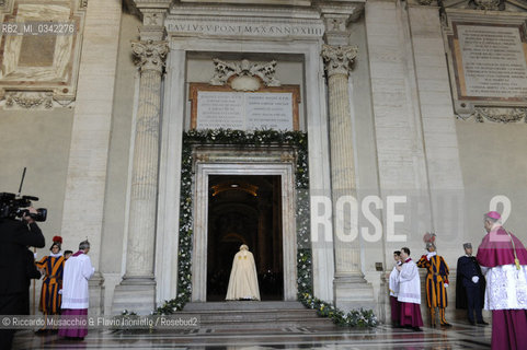 Città del Vaticano, Basilica di San Pietro 08 12 2015.Giubileo della Misericordia, Papa Francesco apre la Porta Santa..Nella foto: il Papa Emerito Benedetto XVI. ©Riccardo Musacchio & Flavio Ianniello/Rosebud2