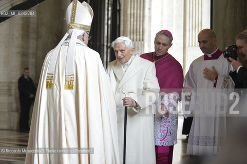 Città del Vaticano, Basilica di San Pietro 08 12 2015.Giubileo della Misericordia, Papa Francesco apre la Porta Santa..Nella foto: il Papa Emerito Benedetto XVI. ©Riccardo Musacchio & Flavio Ianniello/Rosebud2