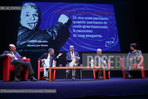 Roma, Auditorium Parco della Musica 18 02 2016.Anticipazione Festival delle Scienze 2016. “Einstein aveva ragione”.Di che cosa parliamo quando parliamo di onde gravitazionali.con: Viviana Fafone – INFN e Università di Roma Tor Vergata, collaborazione Virgo.Antonio Masiero – INFN e Università di Padova, vicepresidente INFN.Fulvio Ricci – INFN e Università di Roma Tor Vergata, coordinatore della collaborazione Virgo.Fernando Ferroni presidente dellIstituto Nazionale di Fisica Nucleare (Infn).Modera Marco Cattaneo.  ©Riccardo Musacchio & Flavio Ianniello/Rosebud2