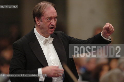 Roma 22-11-2003, Basilica di San Paolo Fuori le Mura. II Festival Internazionale di Musica ed Arte Sacra. Wiener Pilharmoniker - Arnold Schoember Choir diretti da Nikolaus Harnoncourt.  ©Riccardo Musacchio & Flavio Ianniello/Rosebud2