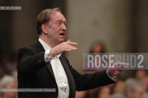 Roma 22-11-2003, Basilica di San Paolo Fuori le Mura. II Festival Internazionale di Musica ed Arte Sacra. Wiener Pilharmoniker - Arnold Schoember Choir diretti da Nikolaus Harnoncourt.  ©Riccardo Musacchio & Flavio Ianniello/Rosebud2