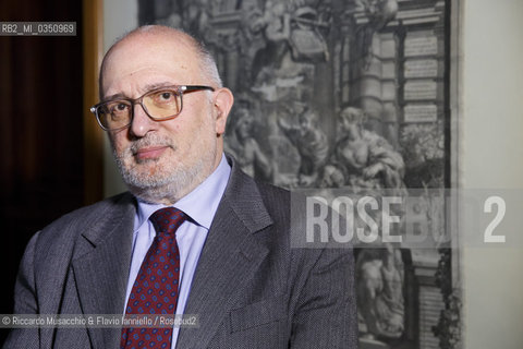 Roma, MIBACT 08 02 2017.Conferenza stampa di presentazione del Premio Scriviamoci .alla presenza del Ministro Dario Franceschini, del Presidente del Centro per il libro e la lettura Romano Montroni, del Presidente della Fondazione Maria e Goffredo Bellonci Giovanni Solimine, del Direttore della Fondazione Maria e Goffredo Bellonci Stefano Petrocchi e con la partecipazione della giovanissima scrittrice Cristina Chiperi..Nella foto: Giovanni Solimine. ©Riccardo Musacchio & Flavio Ianniello/Rosebud2