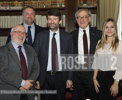 Roma, MIBACT 08 02 2017.Conferenza stampa di presentazione del Premio Scriviamoci .alla presenza del Ministro Dario Franceschini, del Presidente del Centro per il libro e la lettura Romano Montroni, del Presidente della Fondazione Maria e Goffredo Bellonci Giovanni Solimine, del Direttore della Fondazione Maria e Goffredo Bellonci Stefano Petrocchi e con la partecipazione della giovanissima scrittrice Cristina Chiperi.. ©Riccardo Musacchio & Flavio Ianniello/Rosebud2