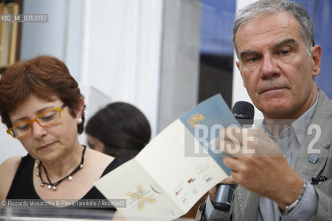 Roma, Casa Bellonci 14 06 2017.Cinquina LXXI Premio Strega .Paolo Cognetti, Wanda Marasco, Alberto Rollo, Teresa Ciabatti e Matteo Nucci..Nella foto: Edoardo Albinati vincitore della scorsa edizione. ©Riccardo Musacchio & Flavio Ianniello/Rosebud2