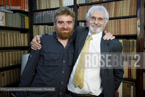 Roma, Casa Bellonci 14 06 2017.Cinquina LXXI Premio Strega .Paolo Cognetti, Wanda Marasco, Alberto Rollo, Teresa Ciabatti e Matteo Nucci..Nella foto: Alberto Rollo e Paolo Cognetti. ©Riccardo Musacchio & Flavio Ianniello/Rosebud2