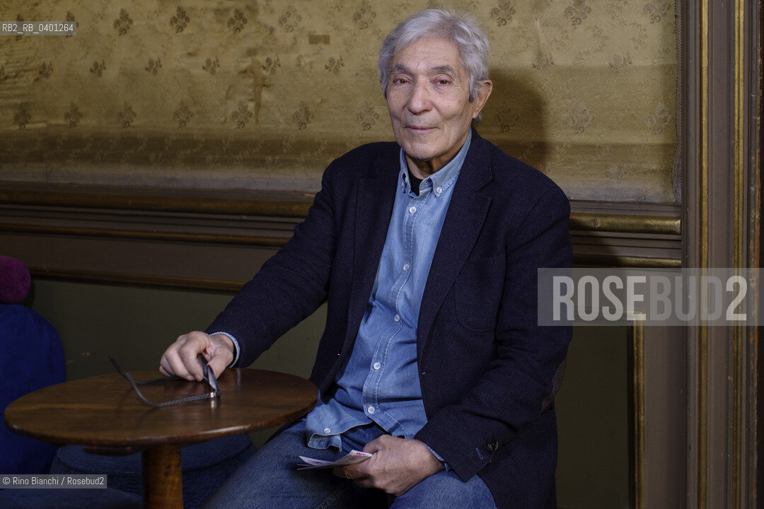 Turin February 1,  2025..Boualem Sansal, a former senior official at the Algerian Ministry of Industry until 2003, a position from which he was removed for his writings and political positions, was imprisoned and sentenced to 5 years in prison on charges of attacking national unity, insulting a constituted body, acts harmful to the national economy, and possession of videos and publications threatening the security and stability of the country. He was released and exiled to France. He is a writer and member of the Academie de France. He was photographed in Turin in the spaces of the readers circle during the Festival Francesissimo/Boualem Sansal ex alto funzionario del Ministero dell’Industria algerino fino al 2003, incarico da cui fu allontanato per i suoi scritti e le sue posizioni politiche, incarcerato condannato a 5 anni di detenzione con l’accusa di «attentato all’unità nazionale, oltraggio a corpo costituito, atti lesivi all’economia nazionale e detenzione di video e pubblicazioni minaccianti la sicurezza e la stabilità del Paese», liberato e esiliato in Francia, scrittore, membro dellAcademie de France,  fotografato a Torino negli spazi del ircolo dei lettori durante il Festival Francesissimo. ©Rino Bianchi/Rosebud2