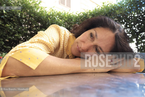 Roma 19 giugno 2013..Farian Sabahi, scrittrice iraniana, ritratta a Roma allAlbergo Santa Chiara nei pressi del Pantheon.. ©Rino Bianchi/Rosebud2