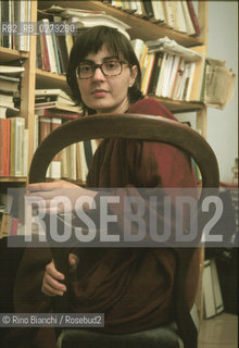 Roma 6 giugno 2002..Carola Susani, scrittrice, ritratta nella sua abitazione romana nel quartiere Nomentano.. ©Rino Bianchi/Rosebud2