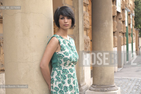 Roma 9 giugno 2013..Sahar Delijani, scrittrice iraniana, nata nella prigione di Evin, Teheran. Doipo la laurea in Letteratura comparata a Berkeley  si è trasferita a Torino dove vive..Nella foto: Sahar Delijani ritratta a Roma.. ©Rino Bianchi/Rosebud2