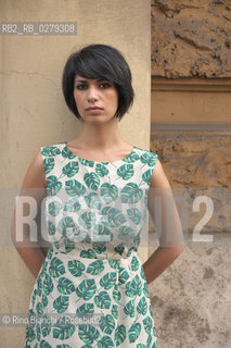 Roma 9 giugno 2013..Sahar Delijani, scrittrice iraniana, nata nella prigione di Evin, Teheran. Doipo la laurea in Letteratura comparata a Berkeley  si è trasferita a Torino dove vive..Nella foto: Sahar Delijani ritratta a Roma.. ©Rino Bianchi/Rosebud2