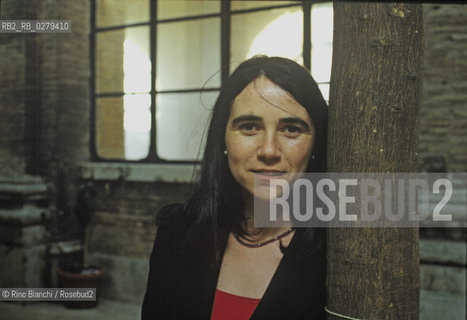 Roma 3 maggio 2002..Lisa Ginzburg, scrittrice..Foto: Rino Bianchi ©Rino Bianchi/Rosebud2