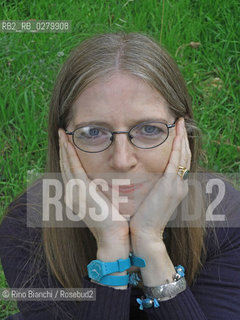 LAquila 6 ottobre 2012..Mariapia Veladiano, laureata in filosofia e teologia, scrittrice, ritratta a lAquila al festival LAquila Volta la Carta.. ©Rino Bianchi/Rosebud2