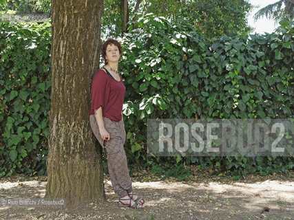 Roma 29 giugno 2011..Lorenza Ghinelli, scrittrice e sceneggiatrice, ritratta a Roma nei pressi di Villa Fiorelli.. ©Rino Bianchi/Rosebud2