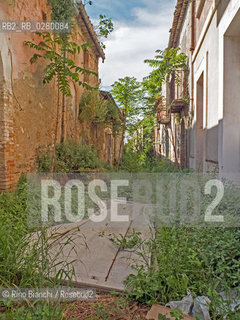 Apice Vecchia, (BN) 10 maggio 2013..Scorcio della cittadina, abbandonata dopo il sisma del 1962.. ©Rino Bianchi/Rosebud2
