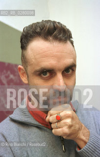 Roma 20 novembre 2003..Matteo Boetti, gallerista. ritratto allinterno della galleria darte Autori Cambi..Foto: Rino Bianchi ©Rino Bianchi/Rosebud2