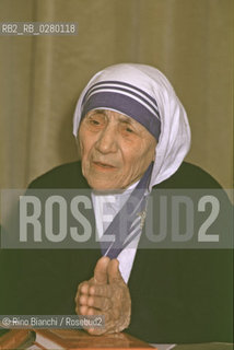 Roma 17 ottobre 2003..Madre Teresa di Calcutta, verrà elevata agli onori dellaltare il 19 ottobre prossimo..Foto: Rino Bianchi ©Rino Bianchi/Rosebud2