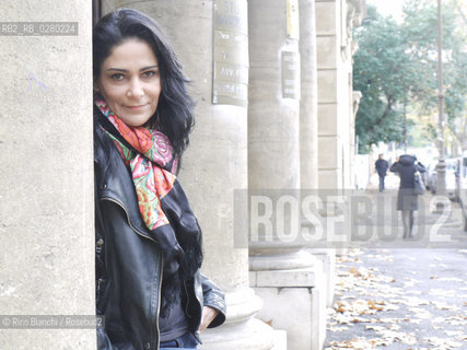 Roma 12 dicembre 2011..Lydia Cacho Ribeiro, giornalista e scrittrice messicana, attivista per i diritti delle donne e dei bambini..Nella foto: Lydia Cacho Ribeiro ritratta a Roma in via Gorizia.. ©Rino Bianchi/Rosebud2