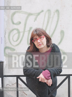 Roma 8 marzo 2012..Carola Susani, scrittrice, ritratta a Roma nella Bottiglieria del Pigneto.. ©Rino Bianchi/Rosebud2