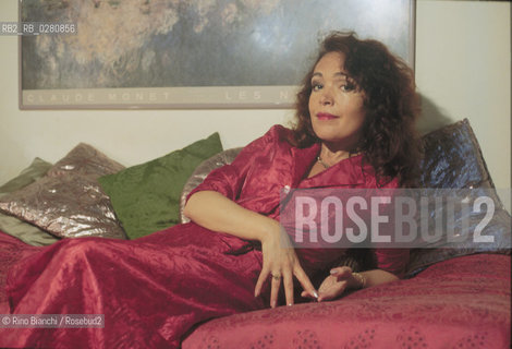 Rome April 30, 2002..Rosita Steenbeek, Dutch writer and novelist, she worked as an actress in the theatre and cinema, photographed at his home in Roma/ Rosita Steenbeek, scrittrice e romanziera olandese, ha lavorato anche nel teatro e nel cinema, fotografata nella sua abitazione di Roma..Photo: Rino Bianchi ©Rino Bianchi/Rosebud2