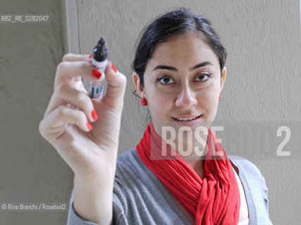 Rome October 26,2011..Maya Zankoul, writer, designer, cartoonist, blogger, raised in Jeddah, lives in Lebanon, photographed in Rome in the Prati district/Maya Zankoul, scrittrice, designer, cartoonist, blogger, cresciuta a Jeddah, vive in Libano, fotografata a Roma nel quartiere Prati..Photo: RINO BIANCHI ©Rino Bianchi/Rosebud2