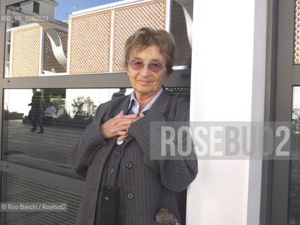 Rome October 20, 2012..Agnes Heller, philosopher, photographed in Rome in the nuovo mercato di Testaccio/Agnes Heller, filosofa, fotografata a Roma nel nuovo mercato di Testaccio..Photo: RINO BIANCHI ©Rino Bianchi/Rosebud2