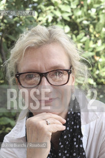 Rome October 16, 2013..Elizabeth Strout, author, journalist and Pulitzer Prize, of Portland, Maine, lives in New York with her husband and daughter. He taught literature and writing at Manhattan Community College for ten years and writing at the New School. His short stories have appeared in numerous magazines, including the New Yorker/Elisabeth Strout, scrittrice, giornalista e Premio Pulitzer, americana di Portland, Maine, vive a New York con il marito e la figlia. Ha insegnato letteratura e scrittura al Manhattan Community College per dieci anni e scrittura alla New School. Suoi racconti sono apparsi in numerose riviste, tra le quali il «New Yorker»..Photo: RINO BIANCHI ©Rino Bianchi/Rosebud2
