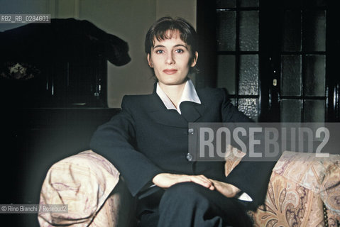 Rome April 3, 2002..Margaret Mazzantini, Italian actress and writer, photographed in Rome, Hotel Locarno/Margaret Mazzantini, attrice e scrittrice italiana, fotografata a Roma allhotel Locarno..Photo: RINO BIANCHI ©Rino Bianchi/Rosebud2