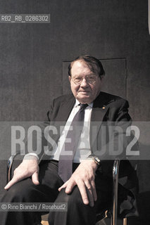 Rome January 25, 2014..Luc Montagnier, photographed in Rome, doctor, biologist and virologist, French.Professor at the Pasteur Institute in Paris, President of the World Foundation for AIDS research and prevention, discovered in 1983 the HIV virus, along with Dr. Françoise Barré-Sinoussi and Dr. Robert Gallo, and won the Nobel Prize in Physiology or Medicine 2008./Luc Montagnier,fotografato a Roma, medico, biologo e virologo francese,professore presso lIstituto Pasteur di Parigi, presidente della fondazione mondiale per la ricerca e prevenzione dellAIDS, ha scoperto nel 1983 il virus dellHIV, insieme alla dottoressa Françoise Barré-Sinoussi e al dottor Robert Gallo, e ha vinto il Premio Nobel per la medicina 2008..Photo: RINO BIANCHI ©Rino Bianchi/Rosebud2