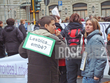 Roma 22 novembre 2008..Manifestazione delle donne contro la violenza..Nella foto: un momento della manifestazione.FOTO: RINO BIANCHI ©Rino Bianchi/Rosebud2