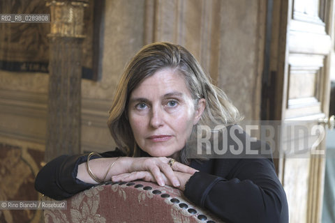 Rome March 17, 2014..Florence Noiville, photographed in Rome, is a journalist of Le Monde and author of Isaac b. Singer. A biography, as well as numerous books for children/Florence Noiville, fotografata a Roma è giornalista di «Le Monde» e autrice di Isaac B. Singer. Una biografia, oltre che di numerosi libri per ragazzi. .Photo: RINO BIANCHI ©Rino Bianchi/Rosebud2