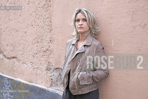 Rome April 8, 2014..Violetta Bellocchio, photographed in Rome, journalist and writer he worked for Rolling Stone magazine, Radio 2, Grazia, the Mostra del Cinema di Venezia has published the novels Sono io che me ne vado e  Il corpo non dimentica (Mondadori)./Violetta Bellocchio, fotografata a Roma, giornalista e scrittrice ha lavorato per Rolling Stone, Radio 2, Grazia, la Mostra del Cinema di Venezia.Ha pubblicato i romanzi  Sono io che me ne vado e  Il corpo non dimentica (Mondadori)..Photo: RINO BIANCHI ©Rino Bianchi/Rosebud2