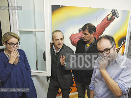 Rome January 14, 2011..Piccoli Maestri Project Matemù Center..Elena Stancanelli with Roberto Parpaglioni, Emiliano Sabine and Christian Raimo at the end of the meeting with Italian and foreign children at the Center Matemù/Progetto Piccoli Maestri Centro Matemù..Elena Stancanelli con Roberto Parpaglioni, Emiliano Sbaraglia e Christian Raimo alla fine dellincontro con ragazzi italiani e stranieri al Centro Matemù..Photo: RINO BIANCHI ©Rino Bianchi/Rosebud2