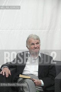 Rome September 26, 2014..Ettore Mo, journalist and war correspondent of Corriere della Sera photographed in Rome/Ettore Mo, giornalista ed inviato di guerra del Corriere della Sera fotografato a Roma..Photo: RINO BIANCHI ©Rino Bianchi/Rosebud2