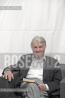 Rome September 26, 2014..Ettore Mo, journalist and war correspondent of Corriere della Sera photographed in Rome/Ettore Mo, giornalista ed inviato di guerra del Corriere della Sera fotografato a Roma..Photo: RINO BIANCHI ©Rino Bianchi/Rosebud2