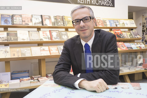 Rome November 20, 2014..Vincenzo Trione, photographed in Rome Bookseller Fandango, Professor of Art and New Media and Contemporary Art History at the University IULM, curator of the Italian Pavilion at the 56th edition of the Venice Biennale/Vincenzo Trione, fotografato a Roma alla libreria Fandango,  professore di Arte e nuovi media e di Storia dellarte contemporanea presso lUniversità IULM di Milano, curatore del Padiglione Italia alla 56 edizione Biennale di Venezia..Photo: RINO BIANCHI ©Rino Bianchi/Rosebud2