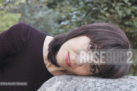 Rome, December 12 2014..Nadia Terranova, photographed in Rome, writer. Publishes stories for both large and small stories for several publishers and his books have won awards including the Premio Napoli, the Prize Laura Orvieto, the Prize Mariele Ventre, but considering rewarded each time a child goes to her and points out something about a book/Nadia Terranova, fotografata a Roma, scrittrice. Pubblica sia storie per grandi che storie per piccoli per diversi editori e i suoi libri hanno ottenuto riconoscimenti tra cui il Premio Napoli, il Premio Laura Orvieto, il premio Mariele Ventre, ma si considera premiata ogni volta che un bambino va da lei e le fa notare qualcosa su un suo libro..Photo: RINO BIANCHI ©Rino Bianchi/Rosebud2