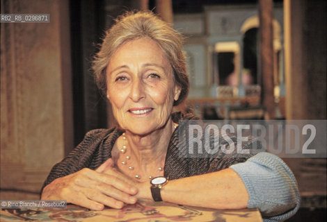 Rome, July 3, 1996..Rosetta Loy, photographed in Rome at the Premio Strega, a writer, is part of the Generation of the Thirties, along with some of the best known names in Italian literature. Author of numerous novels, has also won literary awards/Rosetta Loy, fotografata a Roma al Premio Strega, scrittrice, fa parte della Generazione degli anni trenta, insieme ad alcuni dei più conosciuti nomi della letteratura italiana. Autrice di numerosi romanzi, è anche vincitrice di premi letterari..Photo: RINO BIANCHI ©Rino Bianchi/Rosebud2