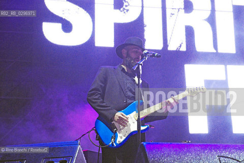 Rome December 31, 2014..Giorgio Maria Condemi, electric guitar, the band Roman Spiritual Front during the New Years concert at the Circo Massimo in Rome/Giorgio Maria Condemi, chitarra elettrica, della band romana degli Spiritual Front durante il concerto di Capodanno al Circo Massimo a Roma..Photo: RINO BIANCHI ©Rino Bianchi/Rosebud2