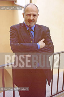 Rome, February 28 2006..Franco Cardini, photographed in Rome, Italian historian and writer, specializing in the study of the Middle Ages/Franco Cardini, fotografato a Roma, storico e saggista italiano, specializzato nello studio del Medioevo..Photo: RINO BIANCHI ©Rino Bianchi/Rosebud2