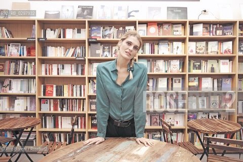 Rome February 5, 2015..Claudia Zanella, photographed in Rome within the library Fandango, actress and writer newcomer with Tu e nessunaltra/Claudia Zanella, fotografata a Roma allinterno della libreria Fandango, attrice e scrittrice esordiente con Tu e nessunaltra..Photo: RINO BIANCHI ©Rino Bianchi/Rosebud2