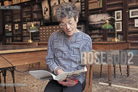 Rome September 13, 2015..Elizabeth Chanler Chatwin, photographed in Rome in the halls of the Italian Geographic Society, is the widow of Bruce Chatwin, one of the most popular authors of travel stories, she died in 1989/Elizabeth Chanler Chatwin, fotografata a Roma nelle sale della Società Geografica Italiana, è la vedova di Bruce Chatwin, uno dei più apprezzati autori di racconti di viaggio, morto nel 1989..Photo: RINO BIANCHI ©Rino Bianchi/Rosebud2